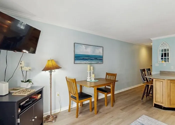 Ocean View On Block With Ac Walking Distance To Beaches *